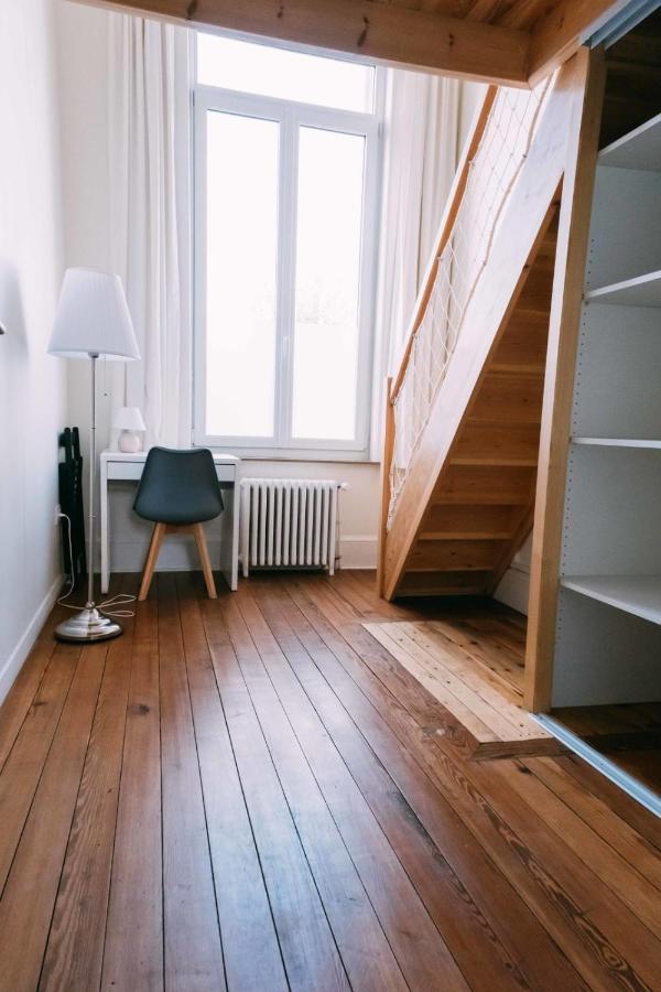 Charming Apartment With Terrace In Lille ลีลล์ ภายนอก รูปภาพ