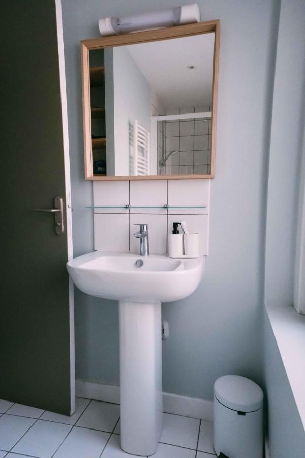 Charming Apartment With Terrace In Lille ลีลล์ ภายนอก รูปภาพ